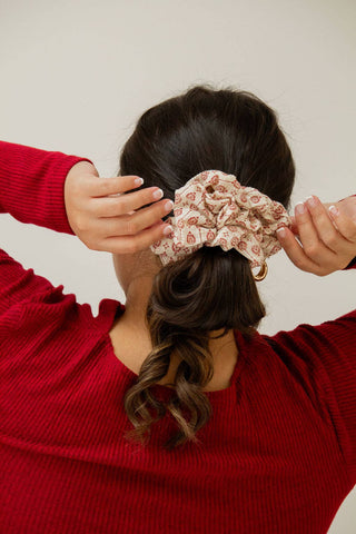 Jumbo Vintage Red Design Scrunchie