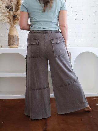 Juno Wide Leg Cargo Pants - Mocha