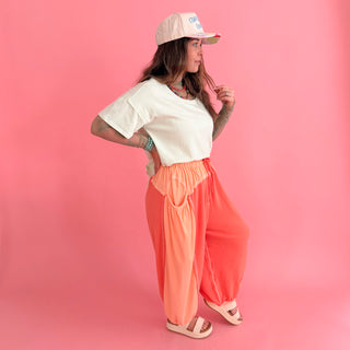 The Freestyle Pants - Peachy Coral