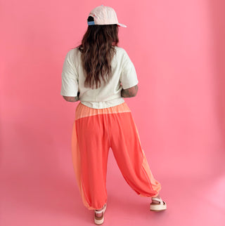 The Freestyle Pants - Peachy Coral