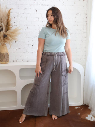Juno Wide Leg Cargo Pants - Mocha