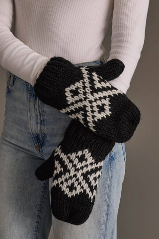 Colorado Patterned Mittens