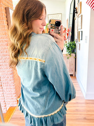 Demi Ruffle Top - Light Wash