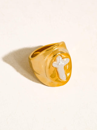 Olympe 18K Gold Non-Tarnish Pearl Signet Ring