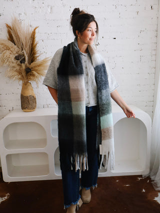 Oversized Scarf - Black