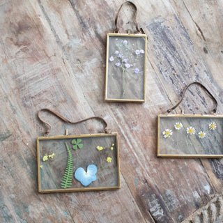 Glass & Brass Hanging Frame 3" x 5" (Two Styles)