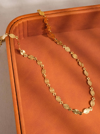 Sunburst Oval Necklace