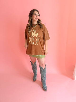 Peace Doves Graphic Tee