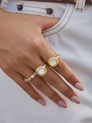 Lizette 18K Gold Square Ring