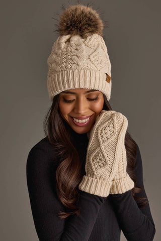 Chicago Beige Cable Knit Mittens