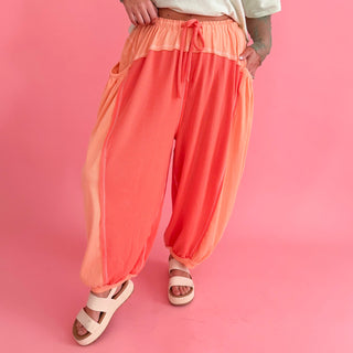 The Freestyle Pants - Peachy Coral