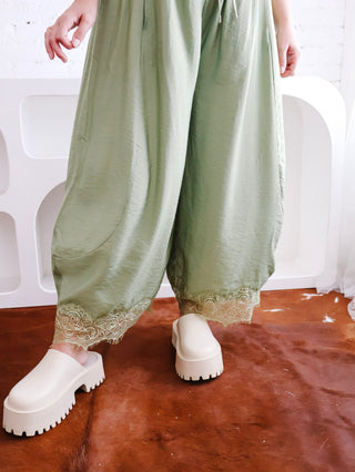 Rosemary Lace Balloon Pants