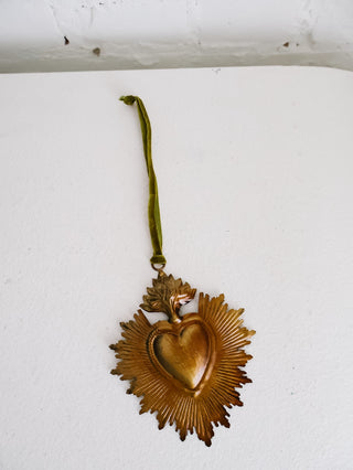 Small Rays Sacred Heart Wall Decor / Ornament