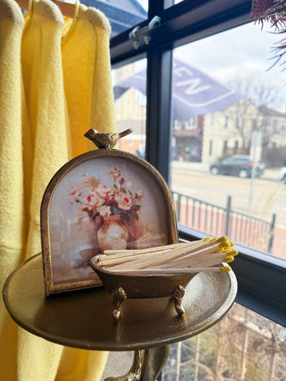 Rose And Finch Arched Standing Frame