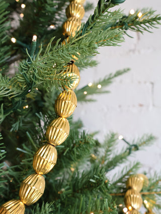 Pleats Of Gold Garland