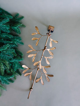 Mistletoe Wreath Hanger