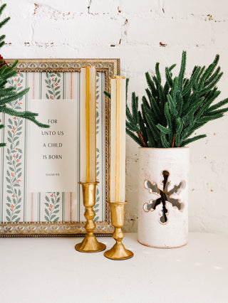 Present Taper Candle Single