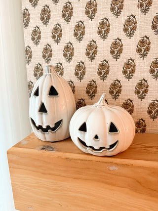 Rossville White Jack-o-Lantern