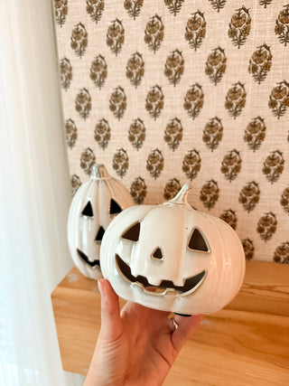 Rossville White Jack-o-Lantern