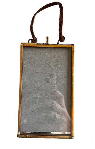 Glass & Brass Hanging Frame 3" x 5" (Two Styles)