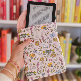 Anne of Green Gables Avonlea Quilted E-Reader Case