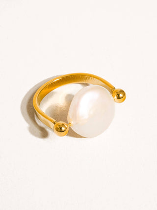 Deidra Baroque Pearl Ring