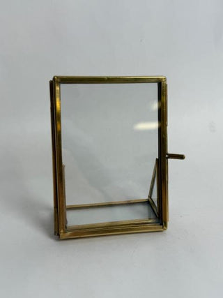 2.5" x 3.5" Vertical Brass Standing Frame